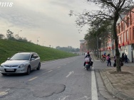 Bán đất phường Long Biên,mặt phố,vỉa hè,kinh doanh,trụ sở,văn