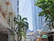 Bán đất khu phố tây quân trấn đường Hùng Vương - Nha Trang , cách