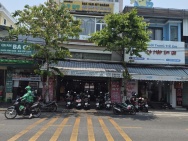 NHÀ MẶT TIỀN - GIÁ TỐT - Cần Bán Căn Nhà 3 Tầng Đường Núi Thành Hải