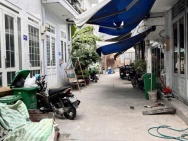 Bán nhà  hẻm 4m Nguyễn Văn Quá - gần Trường Chinh, 7,3x18m, Cấp 4 -