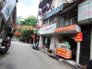 SÁNG MỞ CỬA BÁN HÀNG, TỐI KÉO CỬA CÓ TIỀN THUÊ ĐỀU MỖI THÁNG