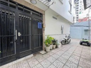 Sát mặt tiền Phan Đăng Lưu - Trung Tâm Phú Nhuận - 45m2 (4.1 x