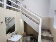 Cho thuê nhà nguyên căn 2 tầng trung tâm Hai Bà Trưng – gần Bách
