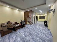 CHO THUÊ NGUYÊN CĂN HỒNG MAI, Ô TÔ ĐỖ CỬA, THANG MÁY, LÀM VĂN PHÒNG