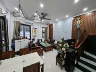Bán nhà Ngọc Trì 39m 5 tầng MT7.5m lô góc ô tô đỗ nhỉnh 10 tỷ