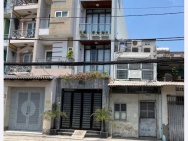 bán nhà mặt tiền kinh doanh 
Ngang 3.3 dài 16m đúc xây dựng mới Q4