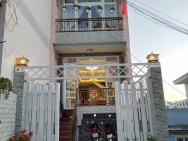 Cho thuê nhà 3 phòng Trần Phú phường 2 Đà Lạt 15 triệu/tháng