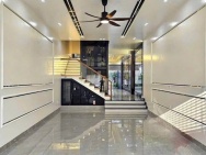 GIẢM CHÀO CÒN 13 TỶ – SIÊU PHẨM TUYẾN 2 HỒ SEN, THANG MÁY, DT 135M²