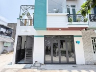 Do đang kẹt tiền lấy hàng bán Cần Bán Căn Nhà Ở ngay gần chợ Mỹ