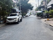 Đường Nhựa 8m  Ngay Luỹ  Bán  Bích 64m2  4 Tầng  Kiên Cố Dòng Tiền