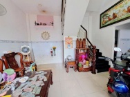 Bán nhà Mặt tiền Lê Quát - gần Hòa Bình, CV Đầm Sen, 8,6x10m, 2