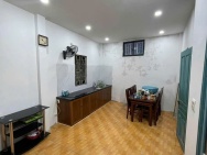 CHO THUÊ NHÀ NGUYÊN CĂN 3 TẦNG 1 TUM TẠI HAI HÀ TRƯNG , HÀ NỘI GIÁ