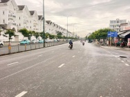 Bán nhà 2 Mặt tiền Dương Quảng Hàm - giao Nguyễn Thái Sơn, 5x28m, 3