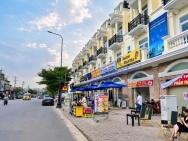 Cho thuê mặt bằng Dĩ An, mặt tiền đường 25m, 3 tầng 245 m2, 16.5