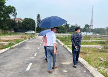 Tình cảnh đối nghịch trên thị trường bất động sản