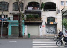 Không chấp nhận bị ép giá, nhiều chủ nhà bỏ trống mặt bằng cho thuê