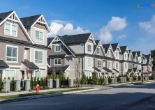 Nhà phố là gì? Khác với căn hộ thế nào và lưu ý khi mua nhà phố