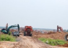 Tiền đền bù đất: Người thừa kế nhận thay người đã mất có được không?