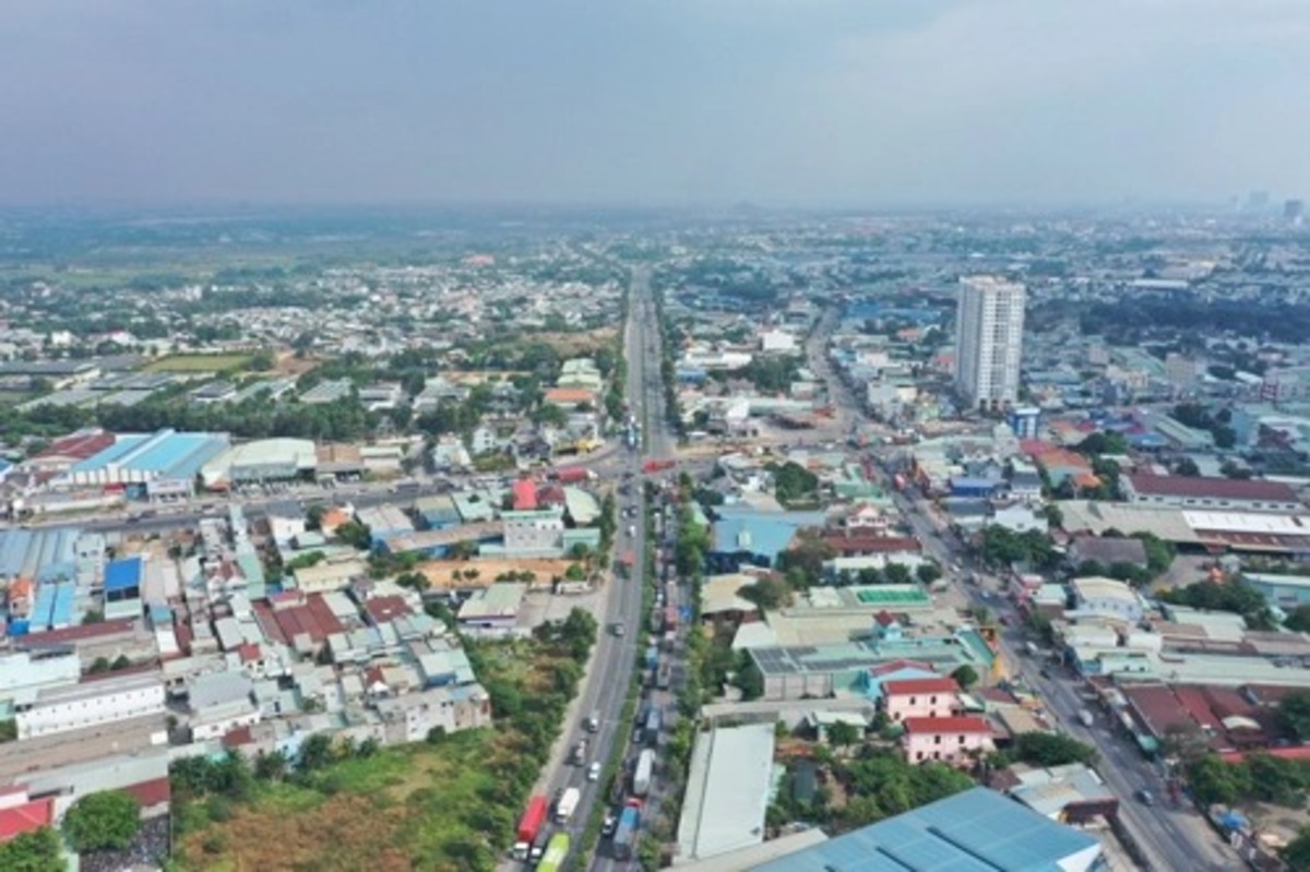 Đấu giá hàng trăm khu đất công